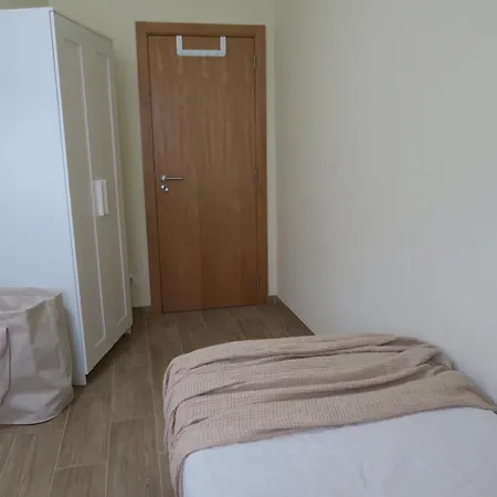 Homestay Cosmopolitan - Ground Floor *