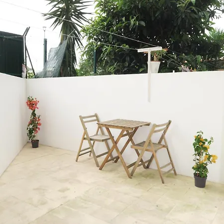 Cosmopolitan - Ground Floor Homestay