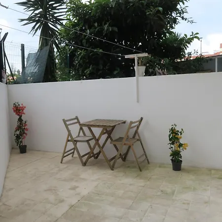 Cosmopolitan - Ground Floor Homestay szállás Lisboa