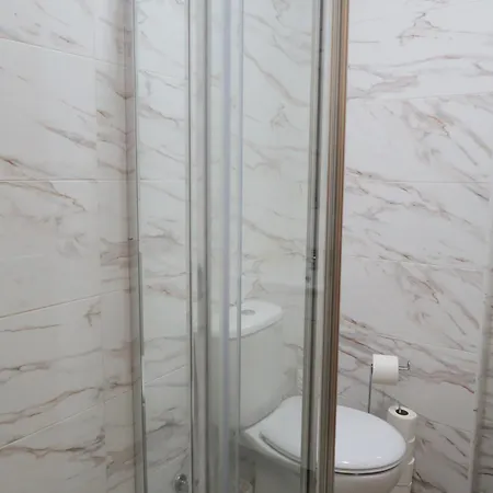 Cosmopolitan - Ground Floor Quarto em Acomodações Particulares